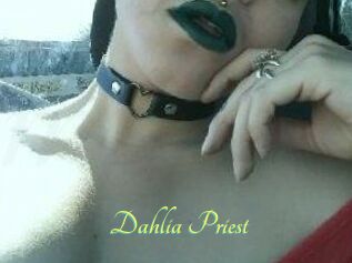 Dahlia_Priest