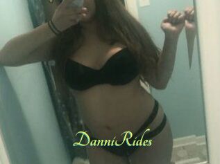 Danni_Rides