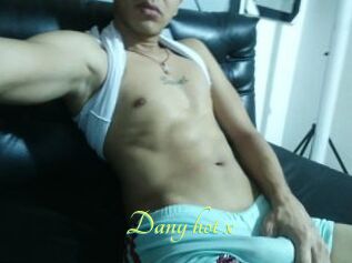 Dany_hot_x