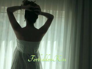 ForbiddenKiss_