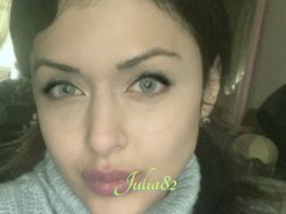 Julia82