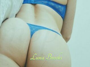 Luna_Brooks