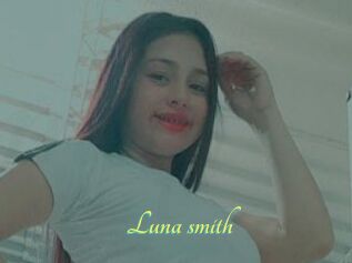 Luna_smith