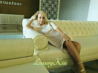 LuxuryKiss