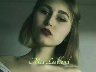 Mia_Leeblond