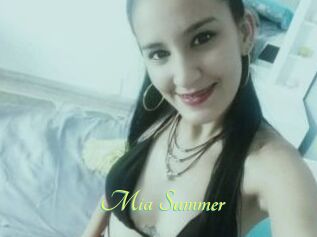 Mia_Summer