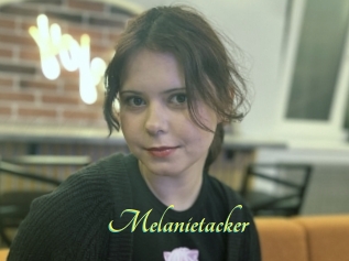 Melanietacker