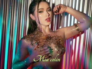 Mia_colin