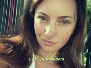 Monikabloom