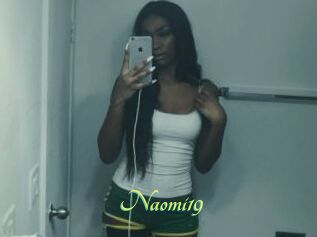 Naomi19