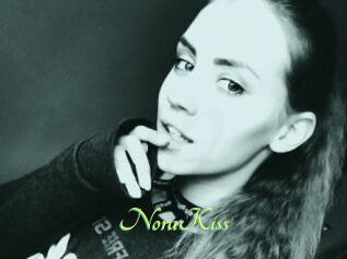 NoraKiss_