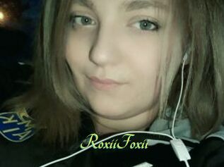 RoxiiFoxii