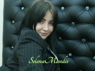 SelenaMandis