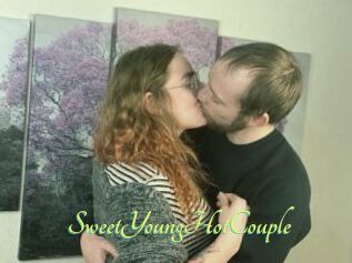 SweetYoungHotCouple