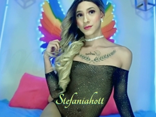 Stefaniahott