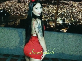 Sweet_nikols