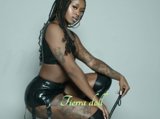 Tierra_doll