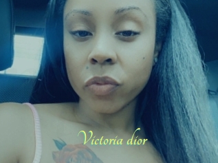 Victoria_dior