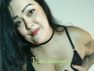 Violet_delavega